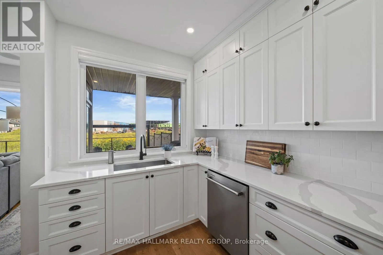 917 ATRIUM RIDGE