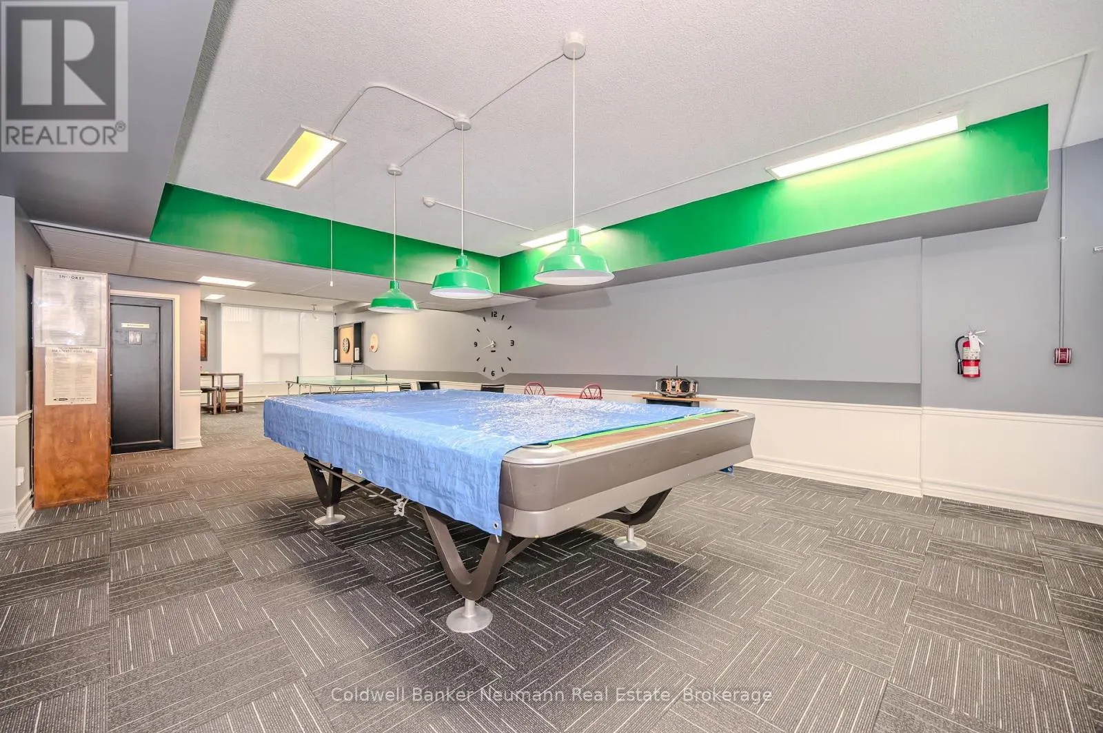 305 - 23 WOODLAWN ROAD E #305