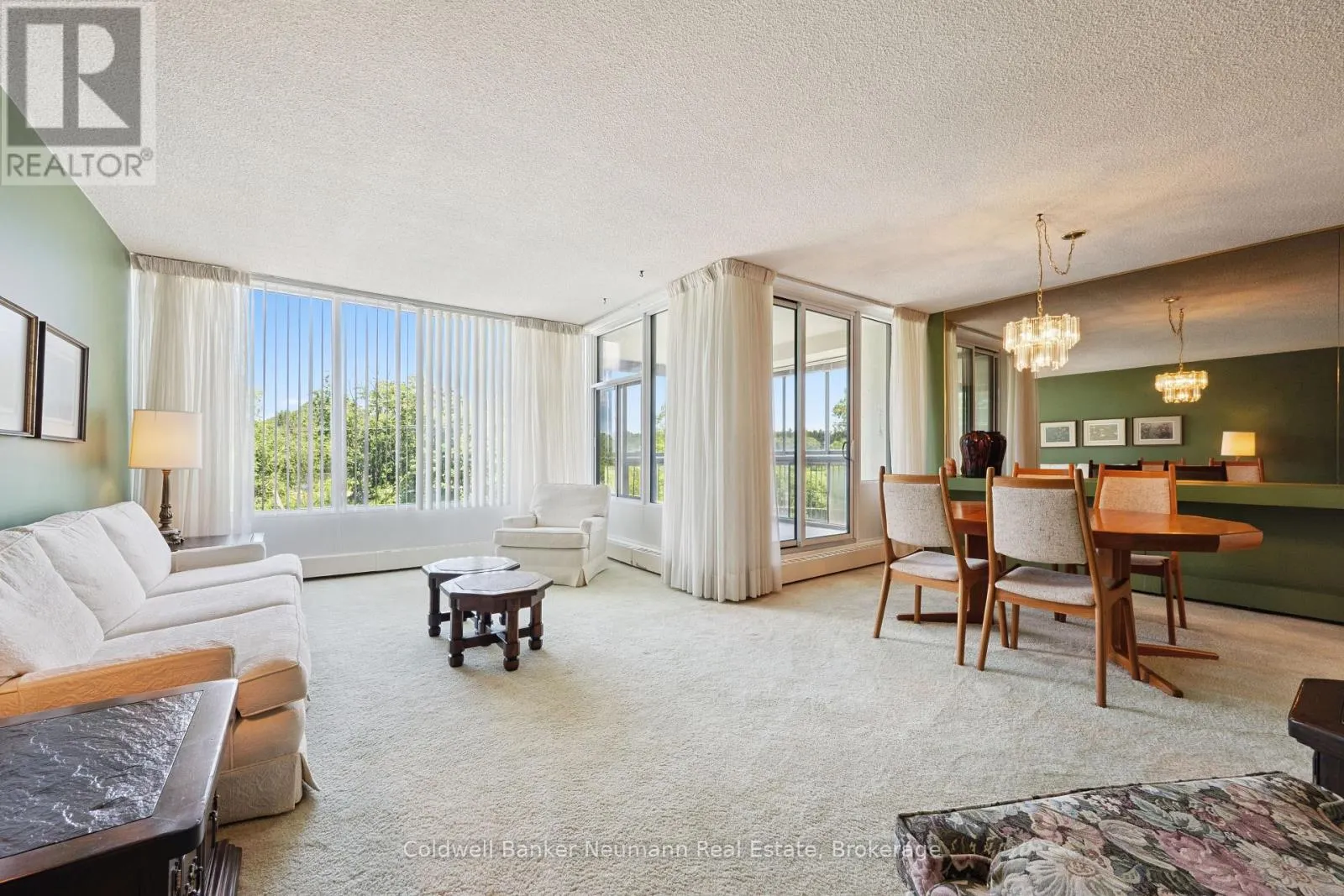 305 - 23 WOODLAWN ROAD E #305