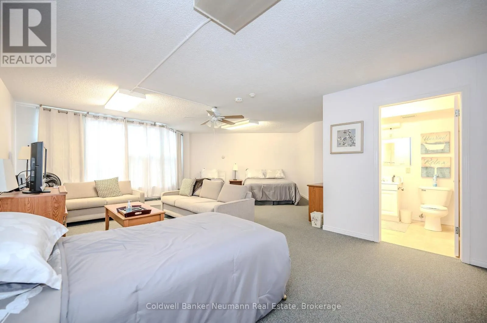305 - 23 WOODLAWN ROAD E #305