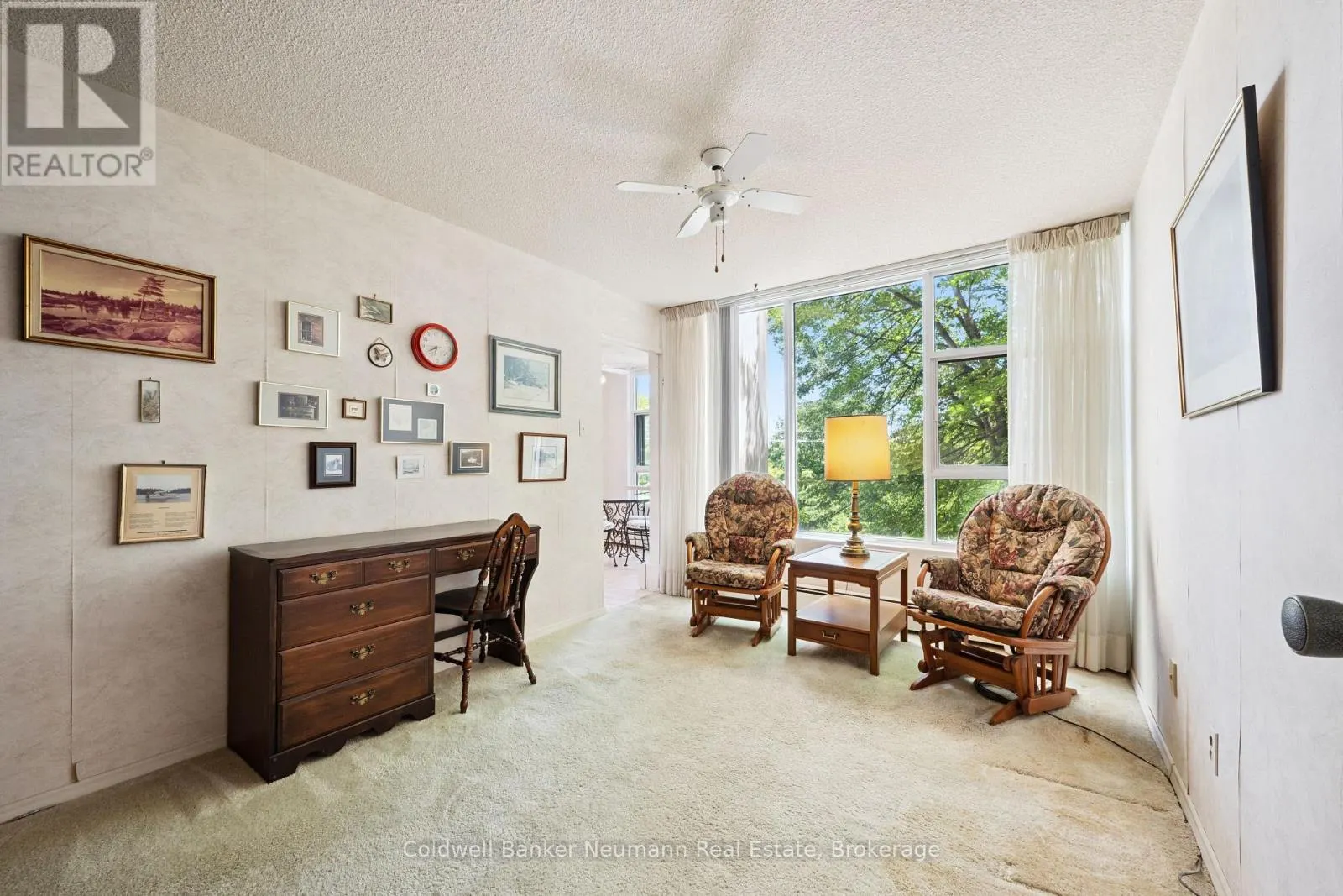 305 - 23 WOODLAWN ROAD E #305