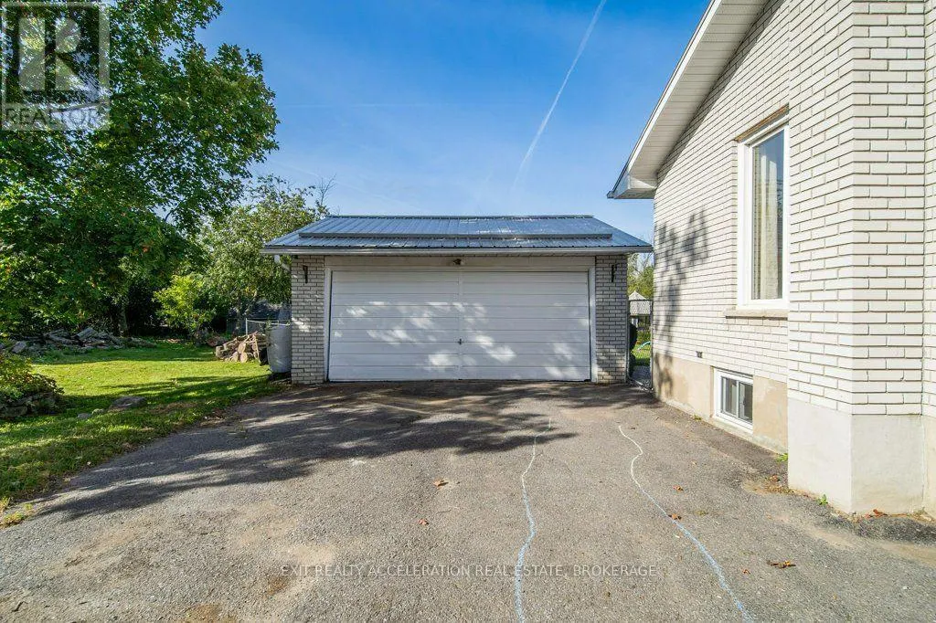 504 CORONATION BOULEVARD