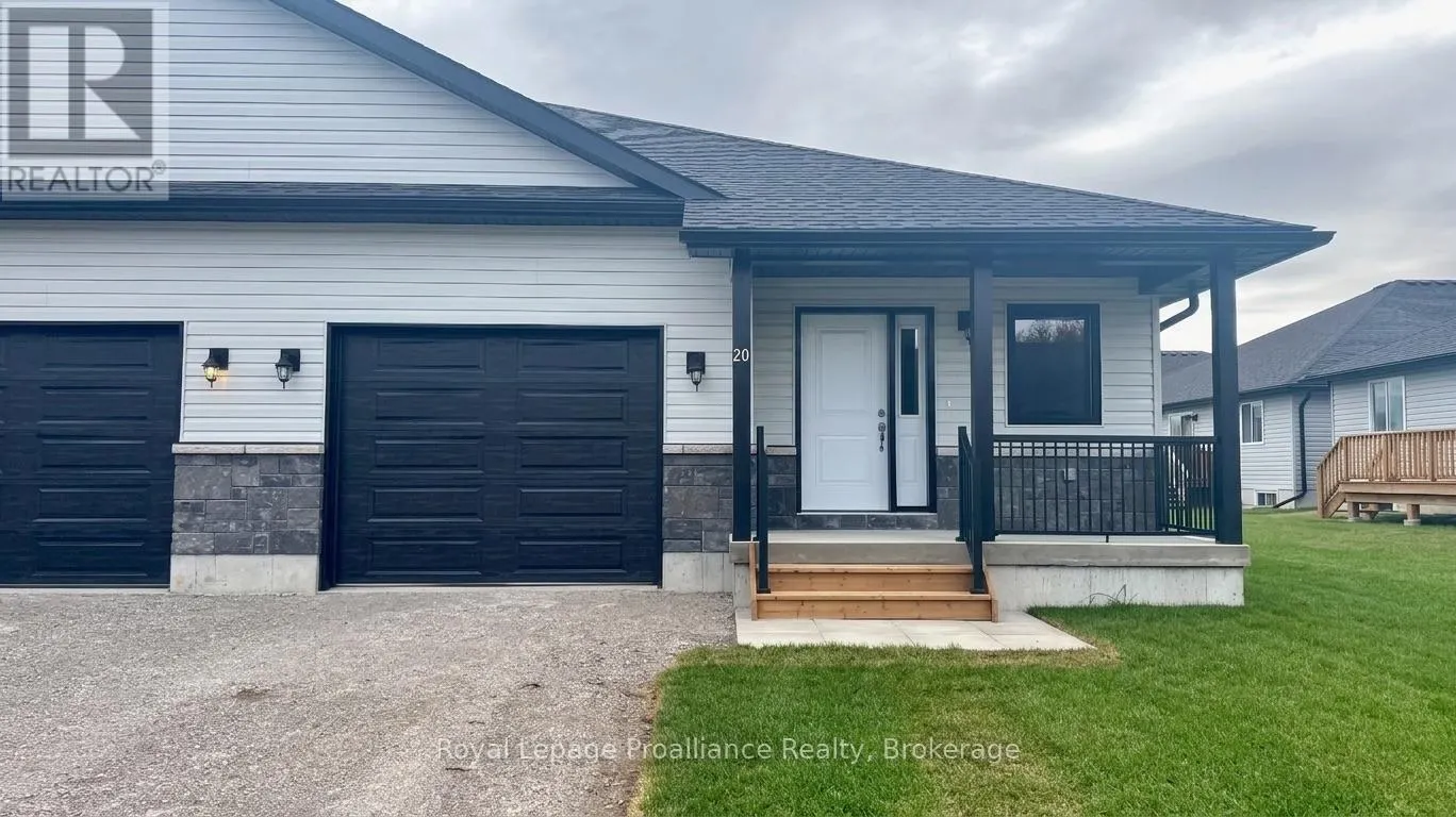 48 MACKENZIE JOHN CRESCENT