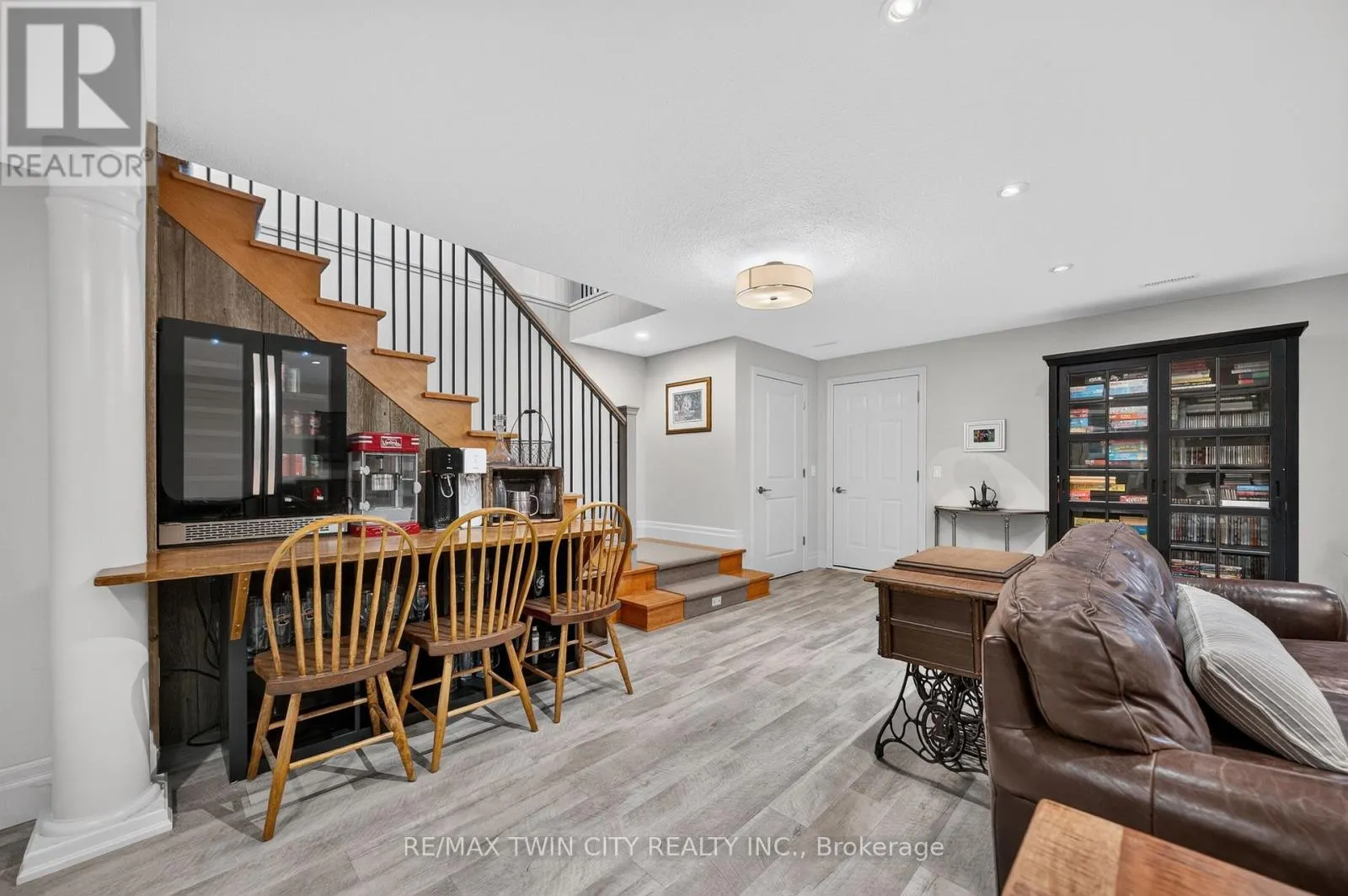 6 ELDALE ROAD