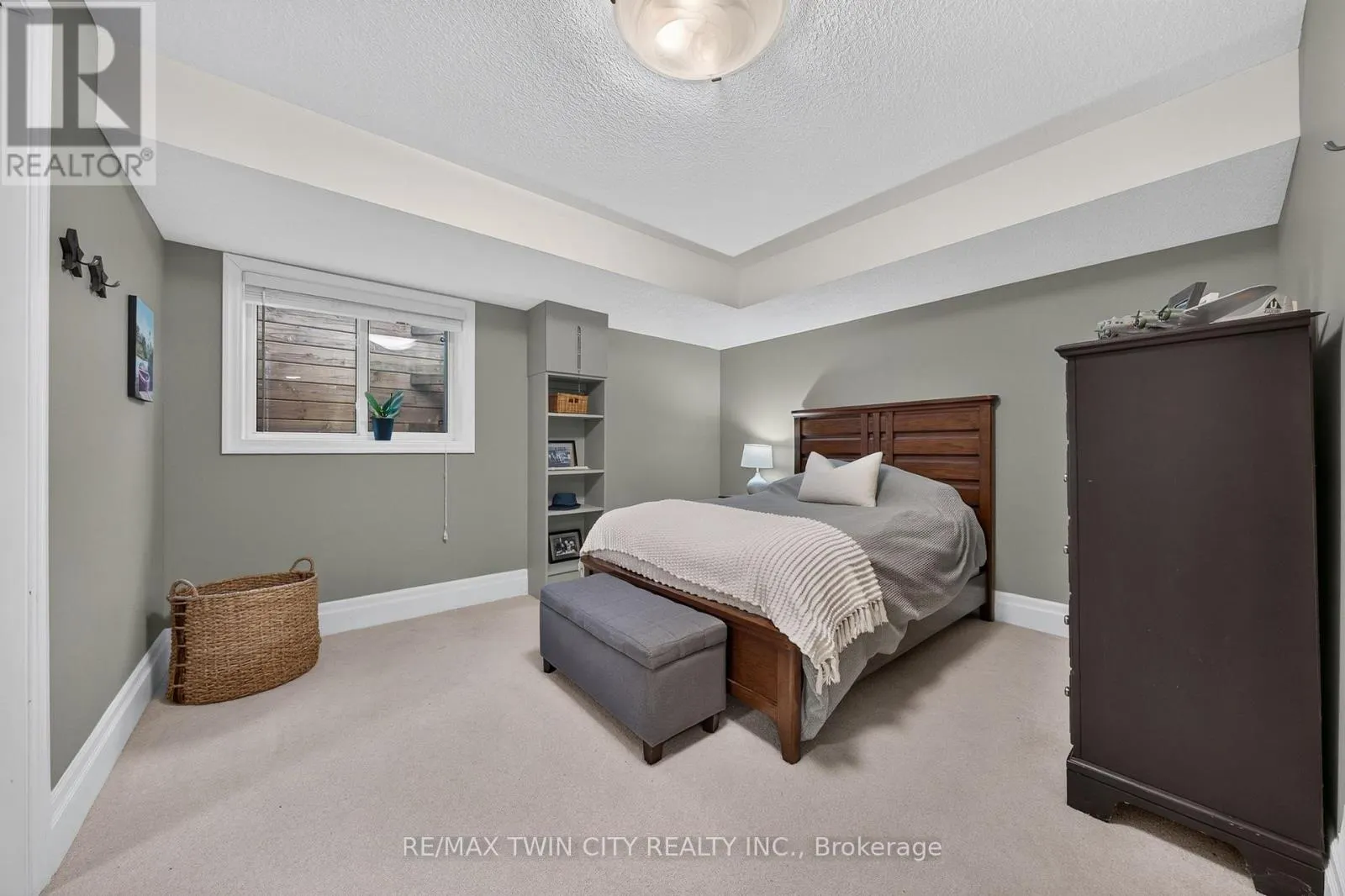 6 ELDALE ROAD