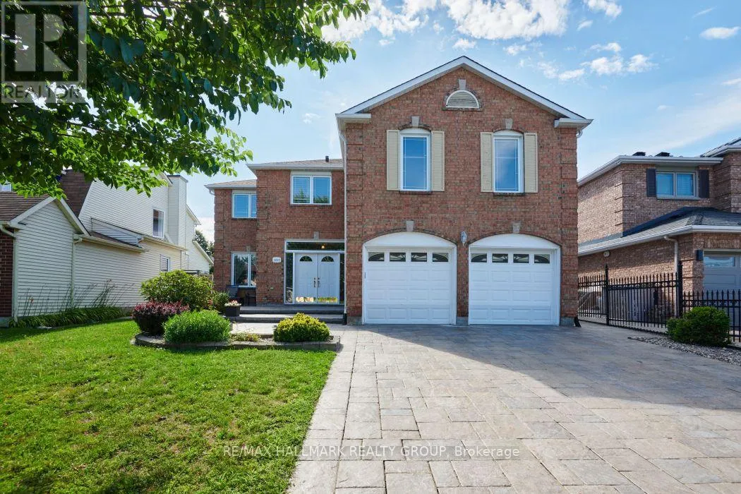 1687 ORFORD CRESCENT