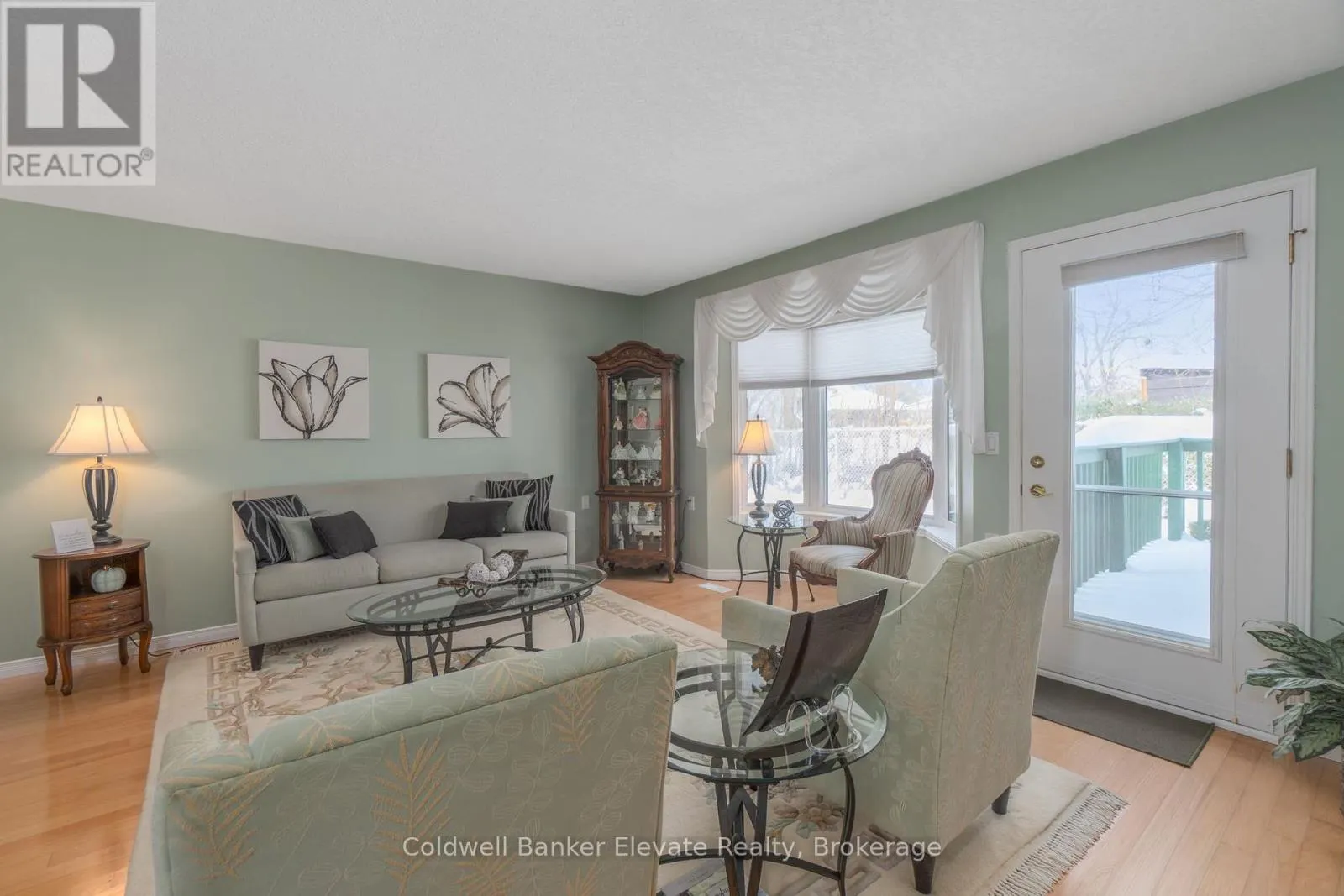 36 - 2705 KINGSWAY DRIVE