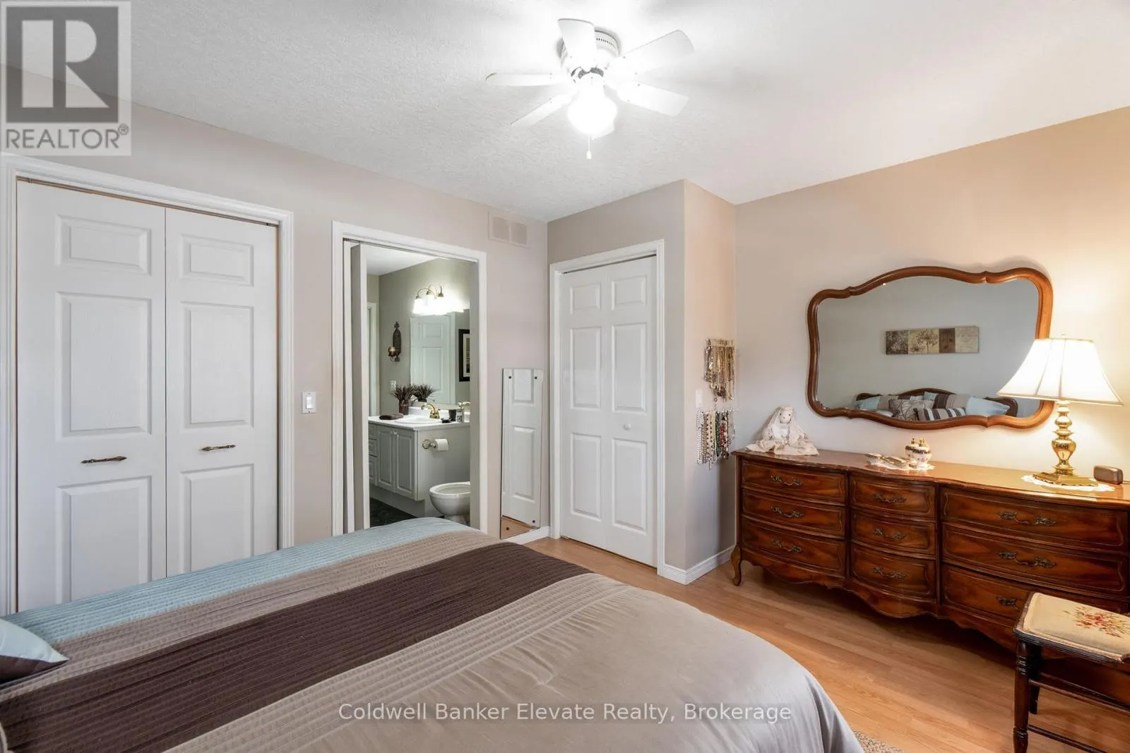 36 - 2705 KINGSWAY DRIVE