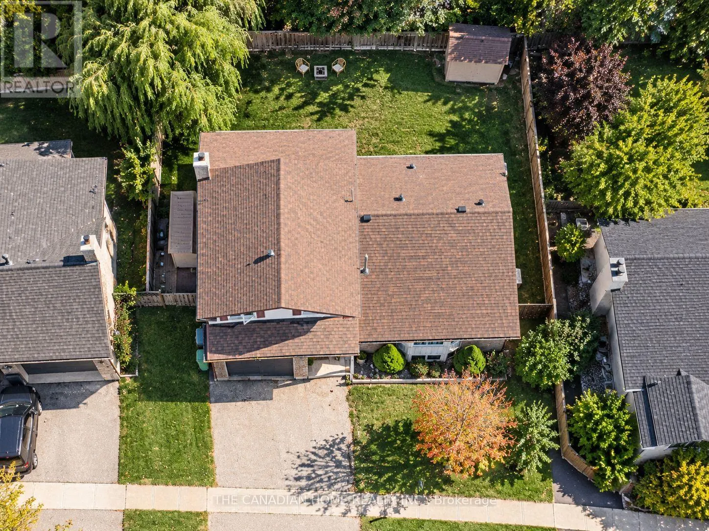 3 DUNHILL CRESCENT N