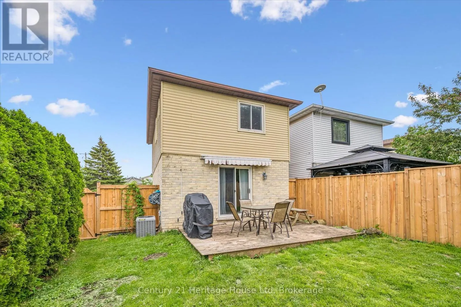 279 STRATHALLAN STREET