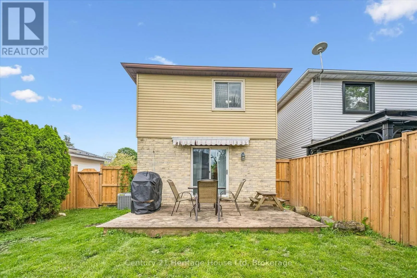 279 STRATHALLAN STREET