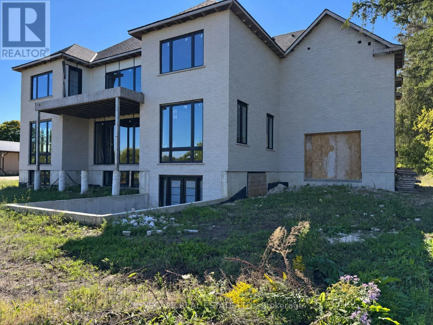 22 OLD BROCK ROAD