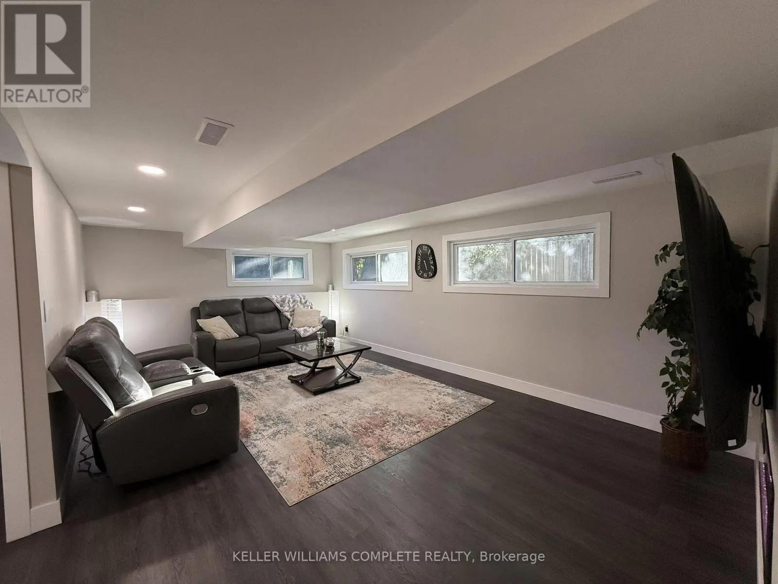 1 HALENE COURT