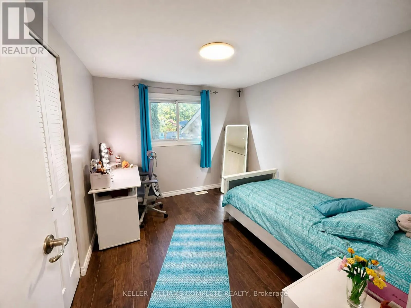 1 HALENE COURT