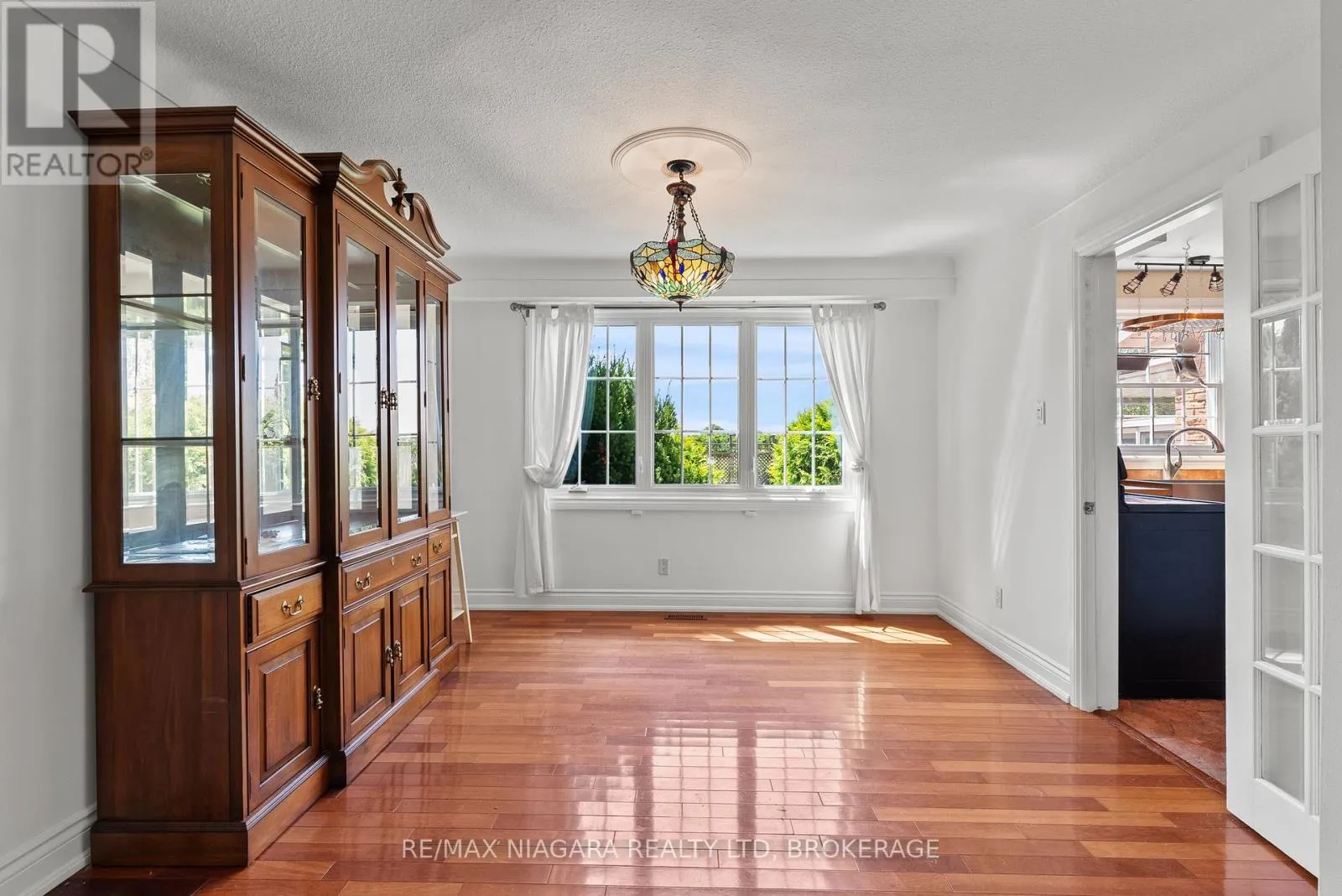 21 GARRISON VILLAGE DRIVE