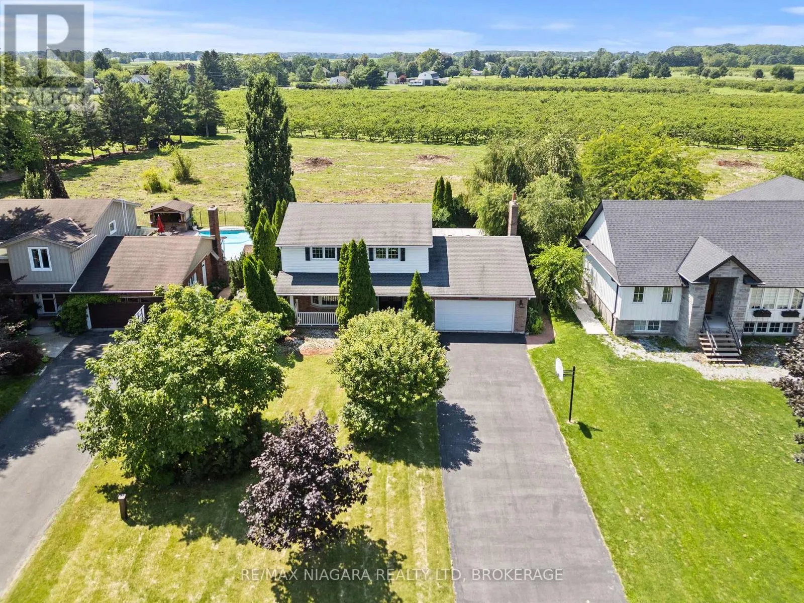 21 GARRISON VILLAGE DRIVE
