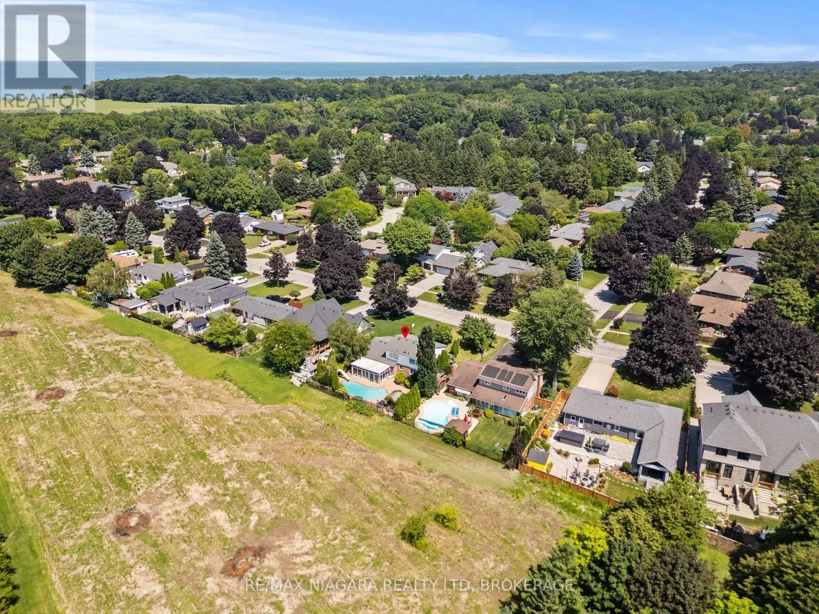 21 GARRISON VILLAGE DRIVE