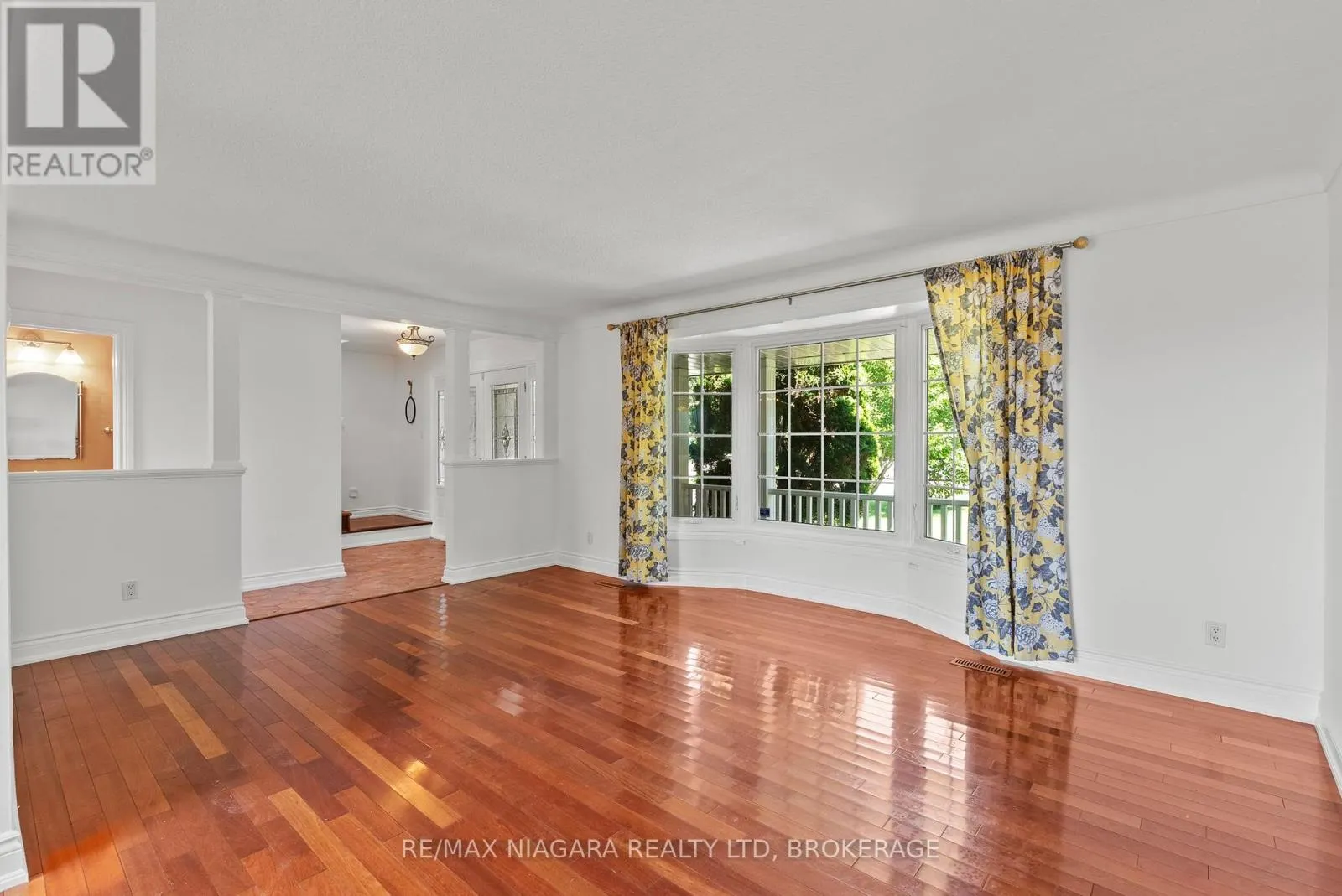 21 GARRISON VILLAGE DRIVE