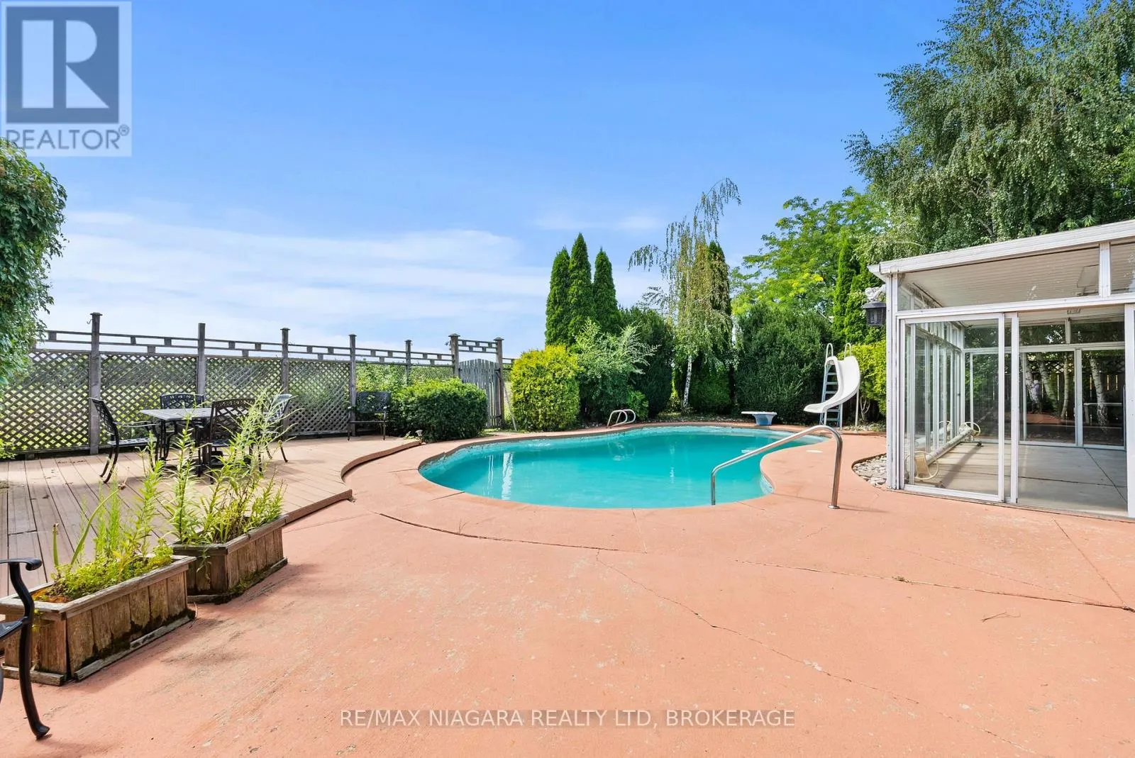21 GARRISON VILLAGE DRIVE