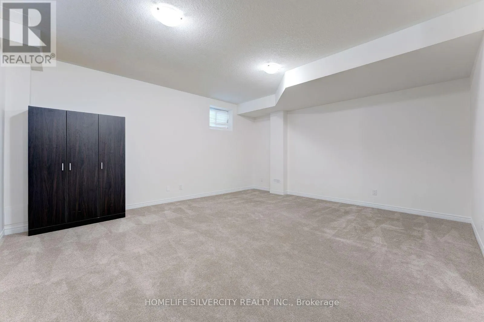 210 BROADACRE DRIVE
