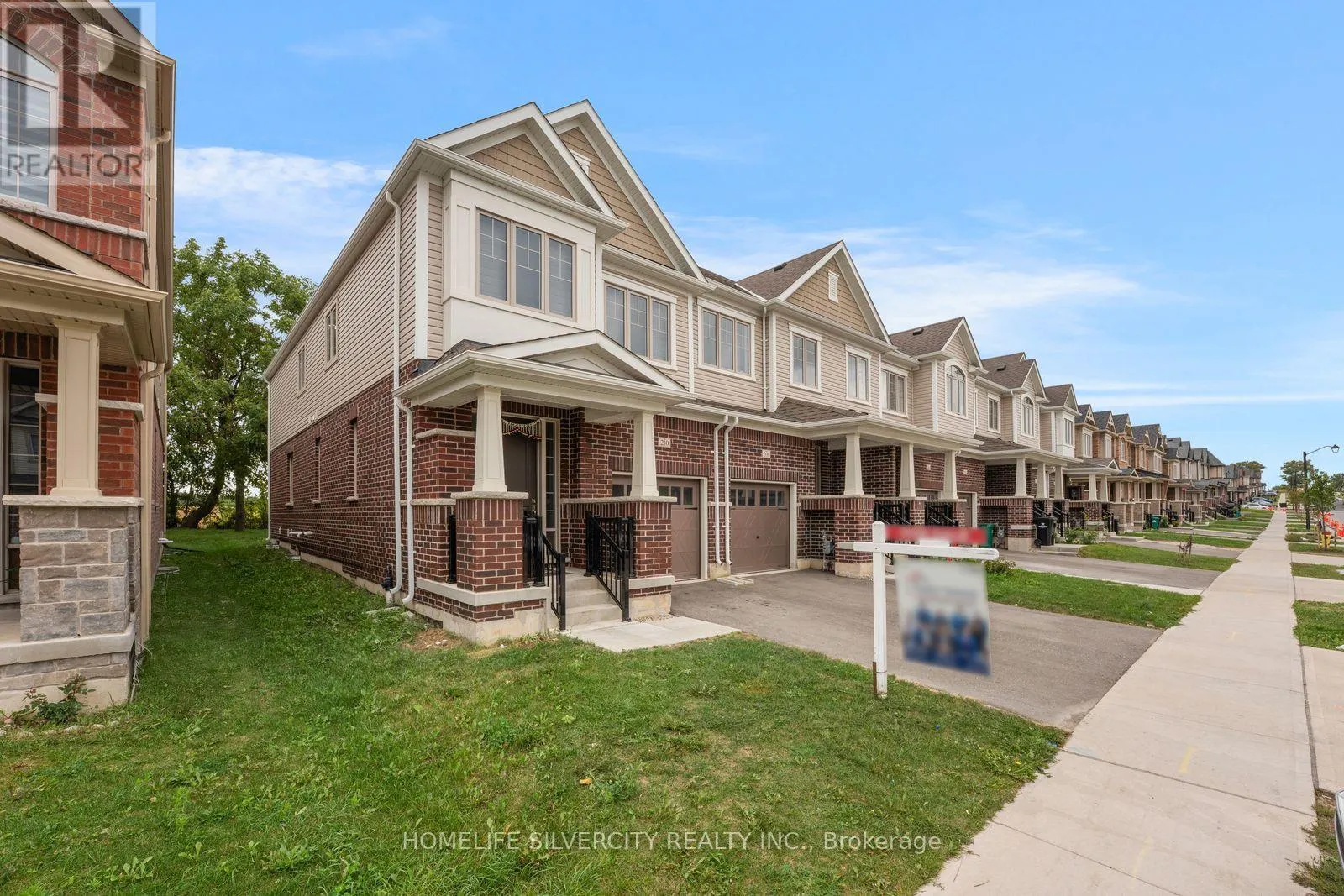 210 BROADACRE DRIVE