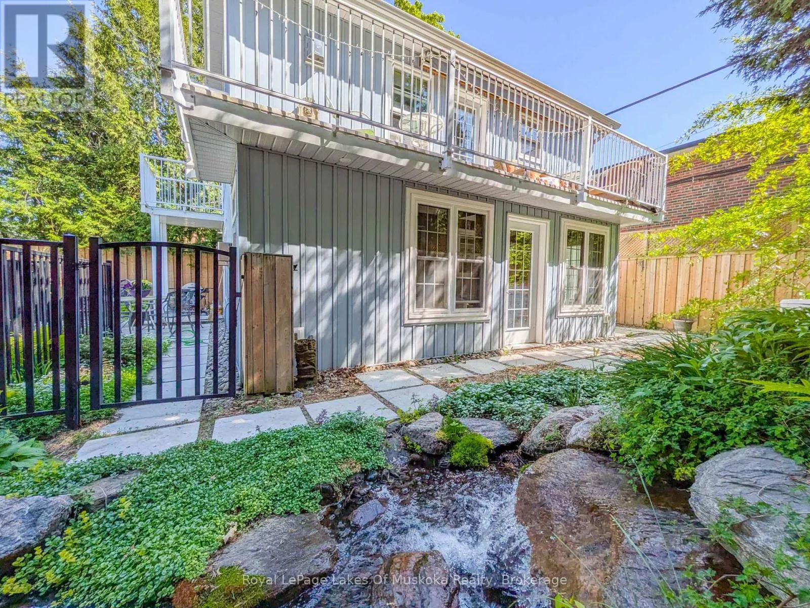 212 JAMES STREET