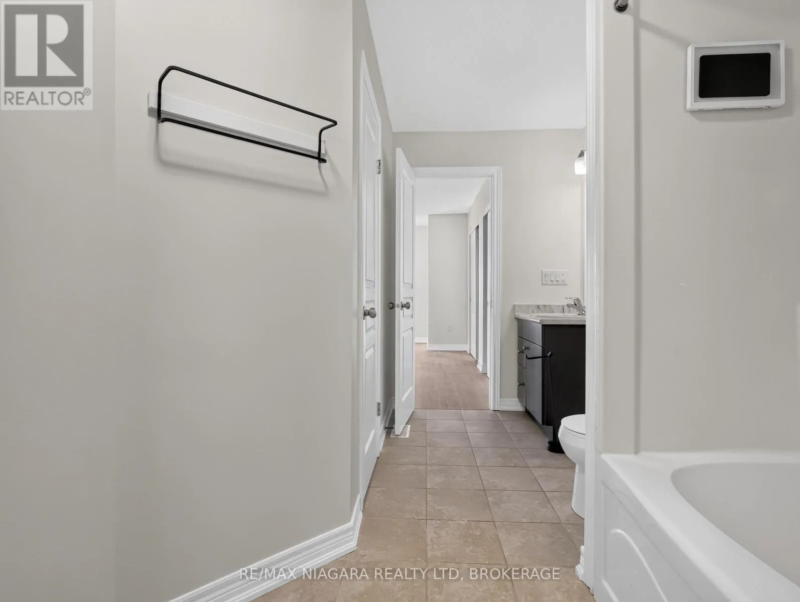 37 - 6118 KELSEY CRESCENT #37