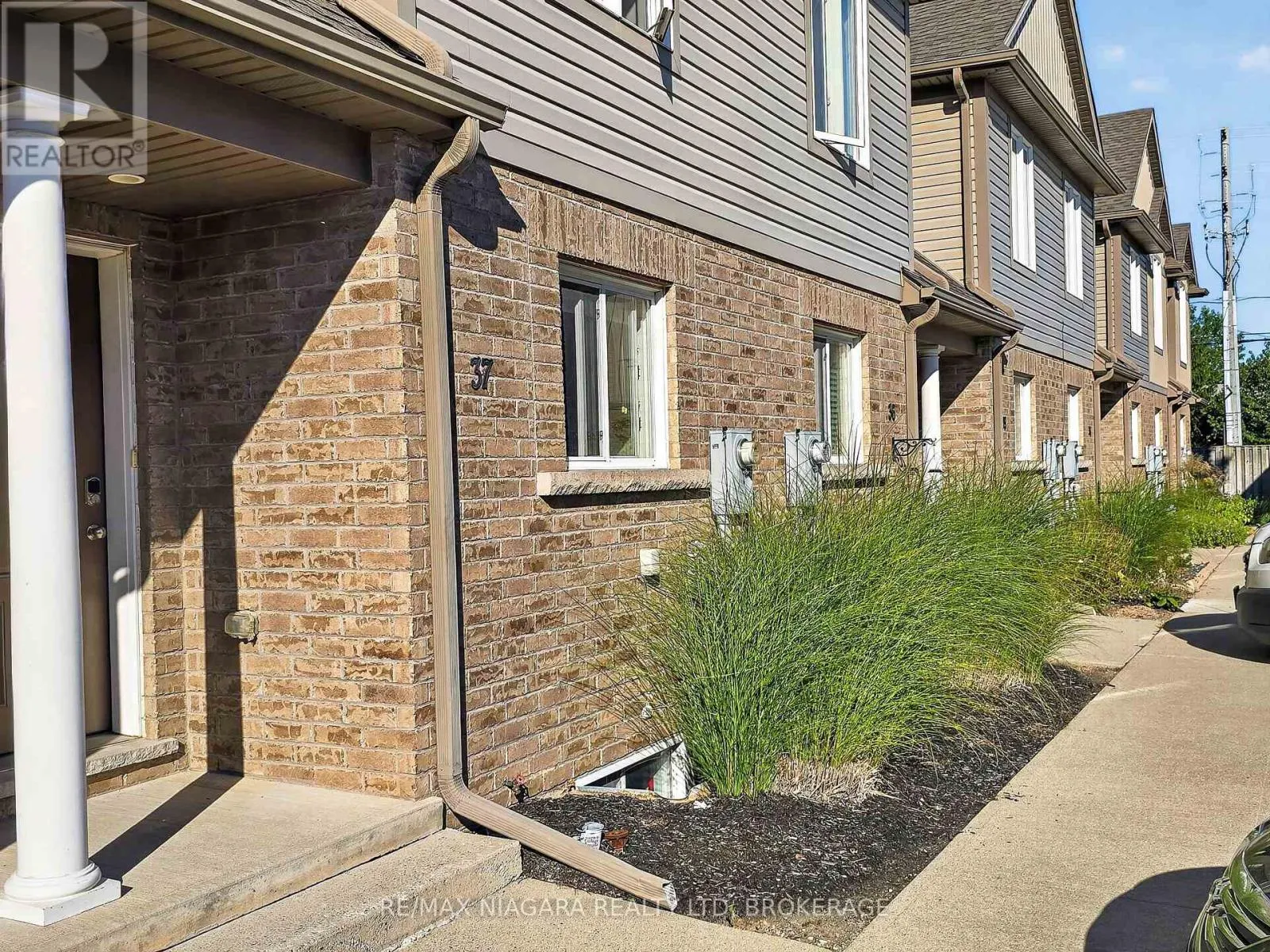 37 - 6118 KELSEY CRESCENT #37