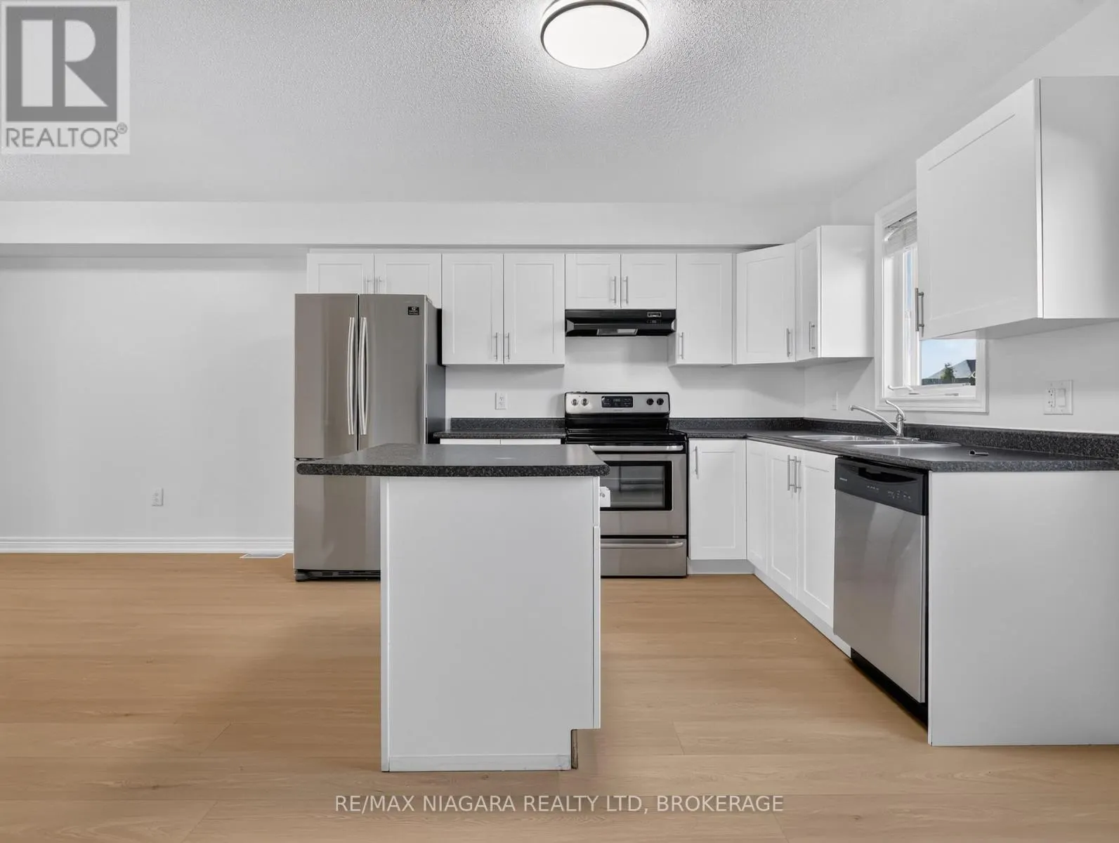 37 - 6118 KELSEY CRESCENT #37