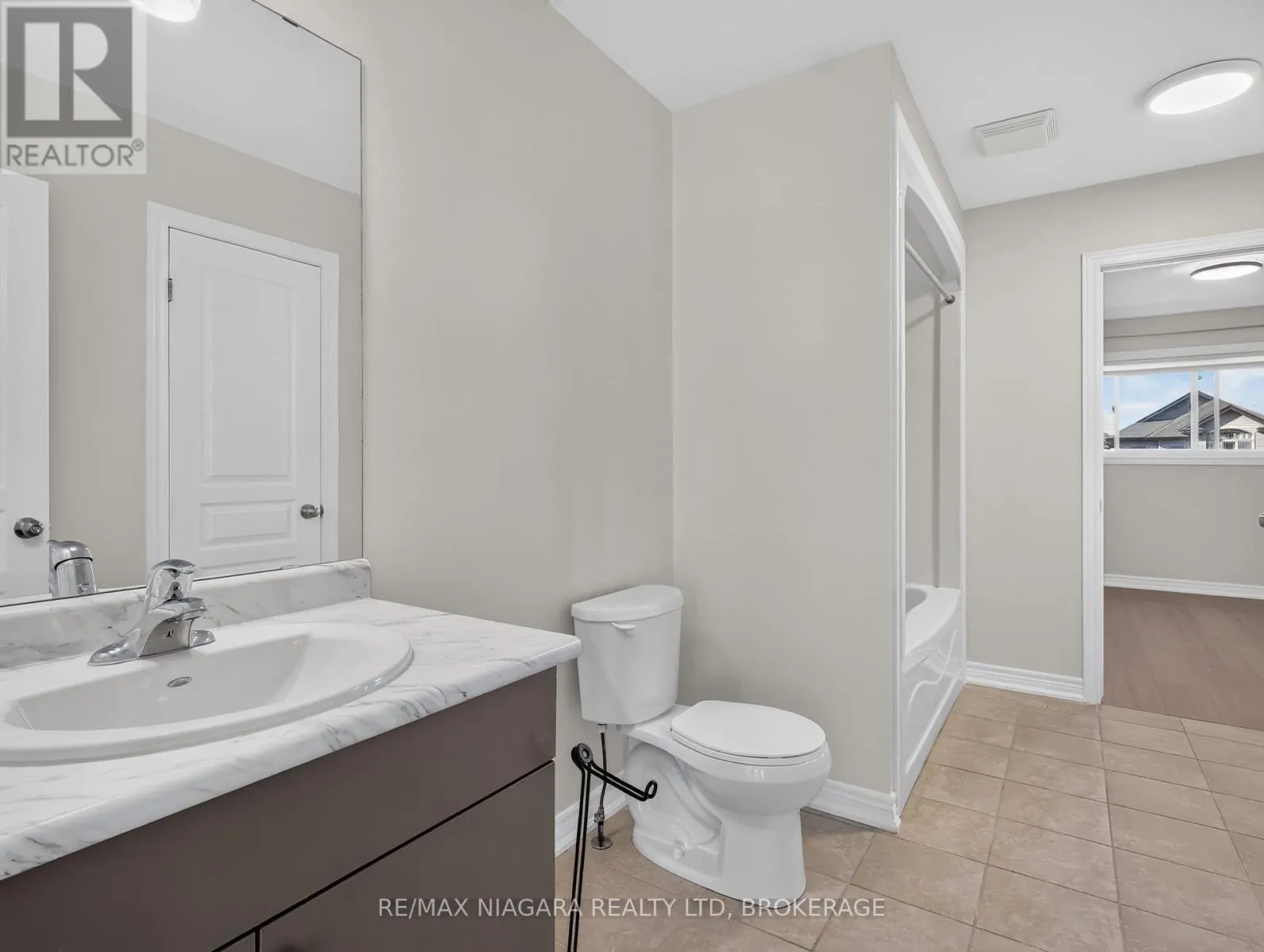 37 - 6118 KELSEY CRESCENT #37