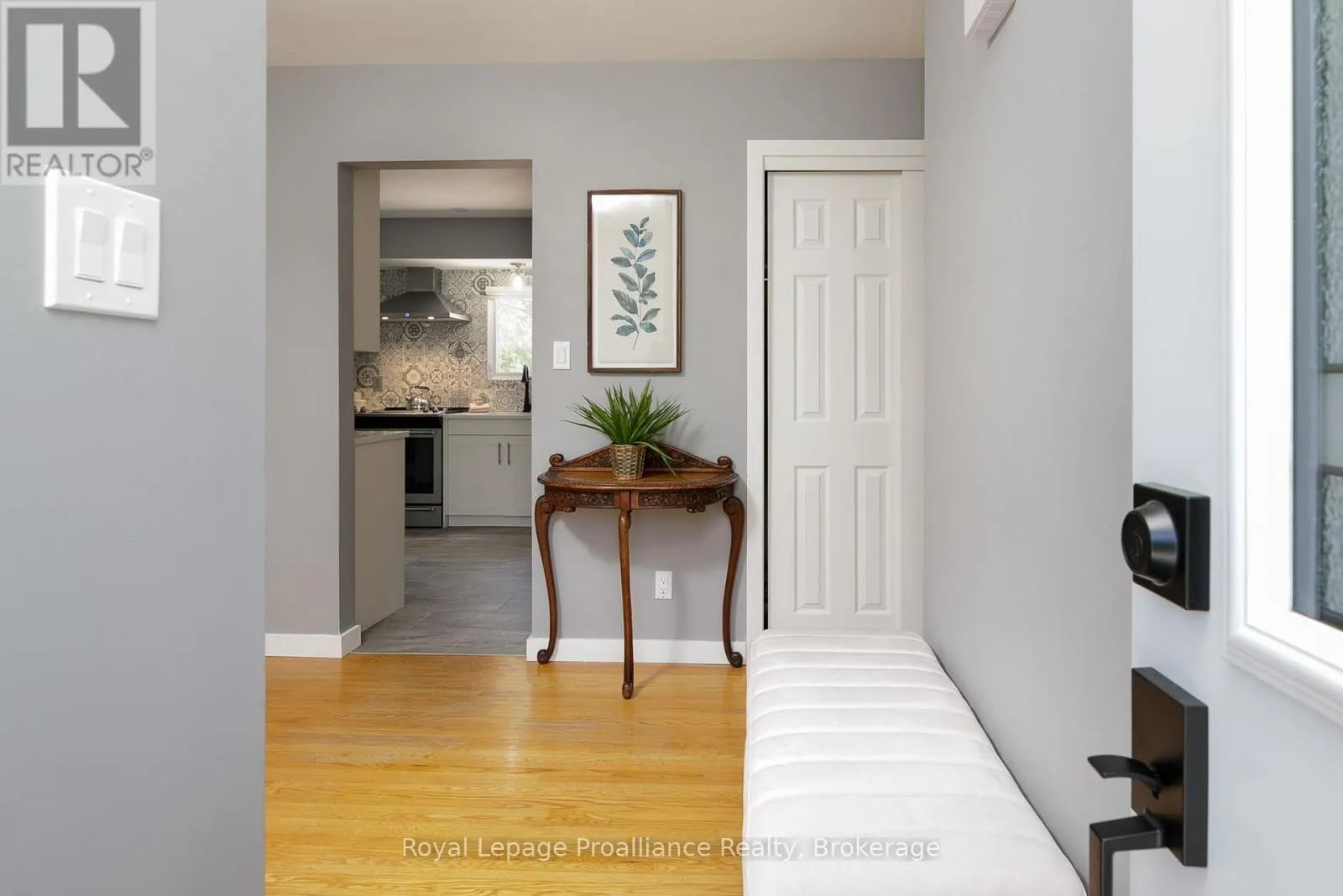 112 PROSPECT HILL