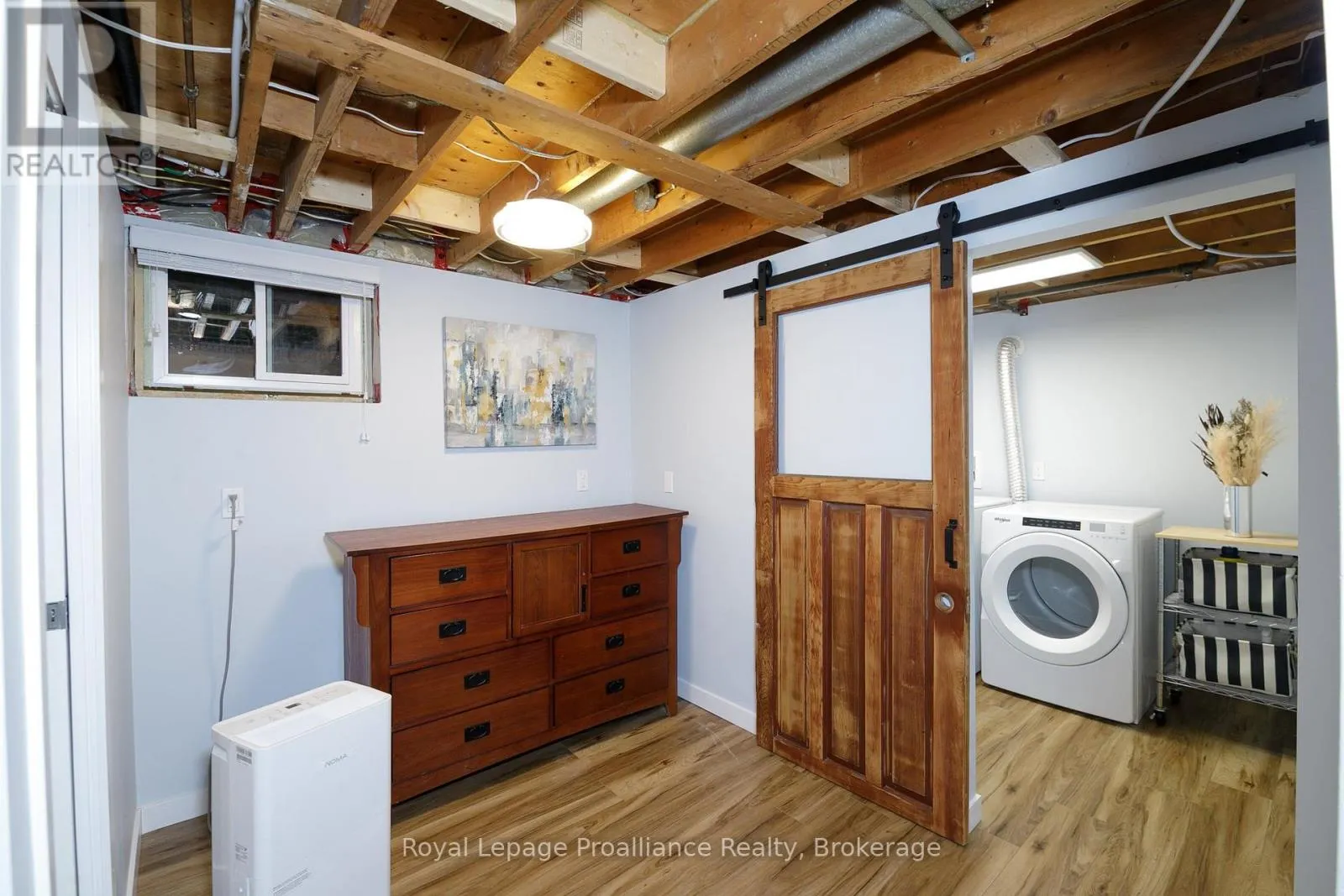 112 PROSPECT HILL