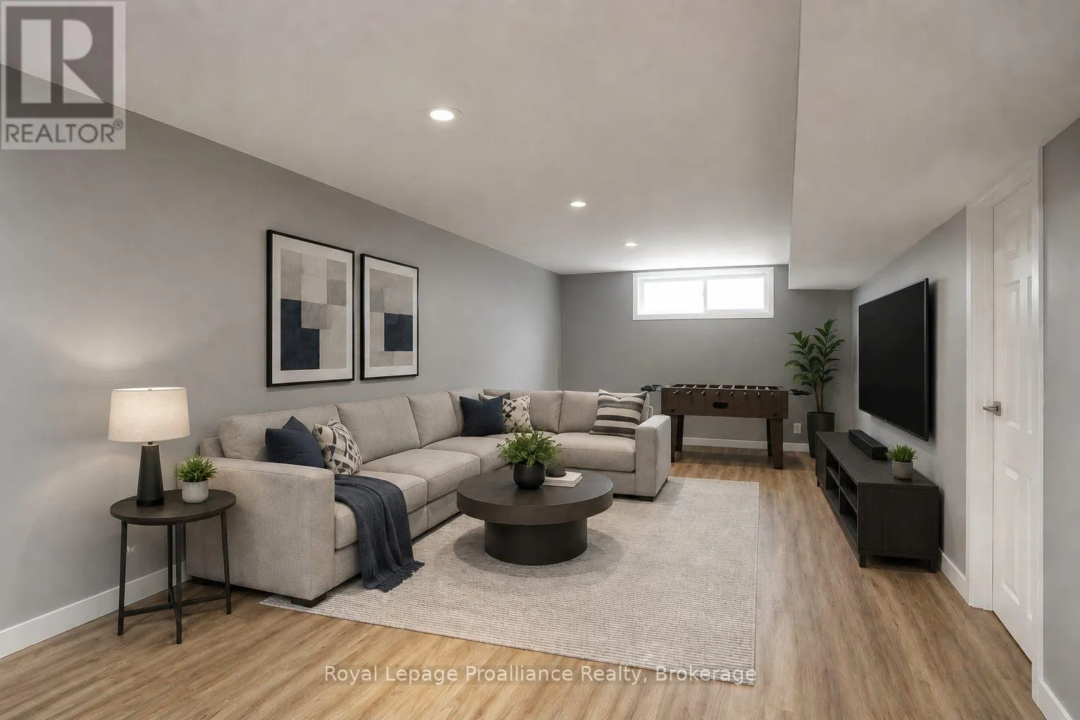 112 PROSPECT HILL