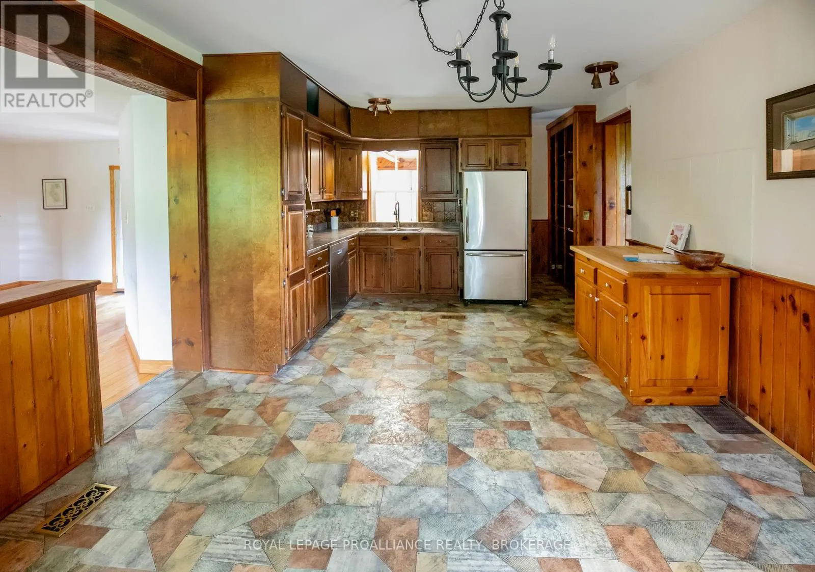 2345 HUGHES ROAD