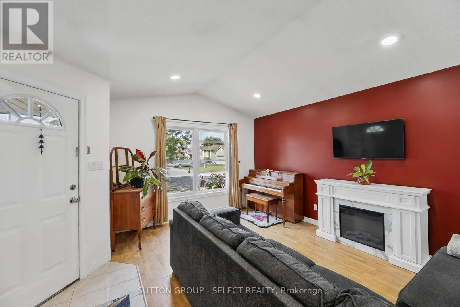 13 GOLDENROD COURT