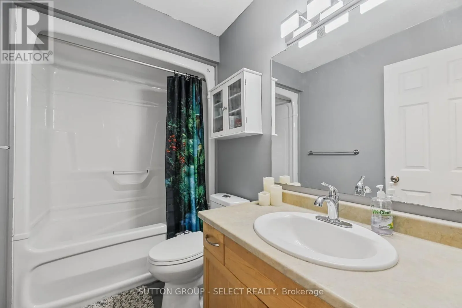 13 GOLDENROD COURT