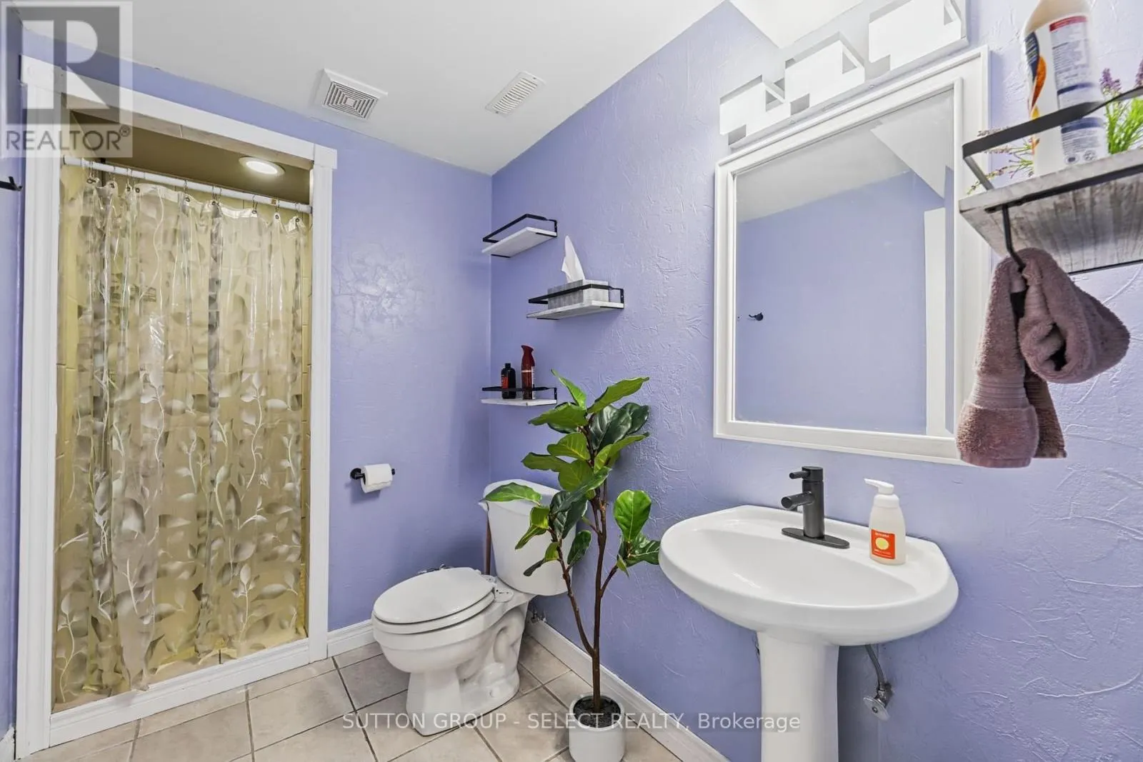 13 GOLDENROD COURT