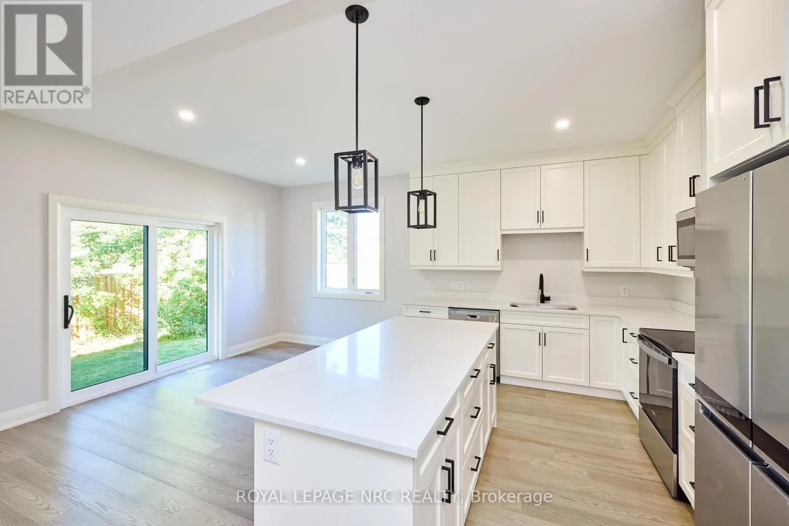 185 HODGKINS AVENUE