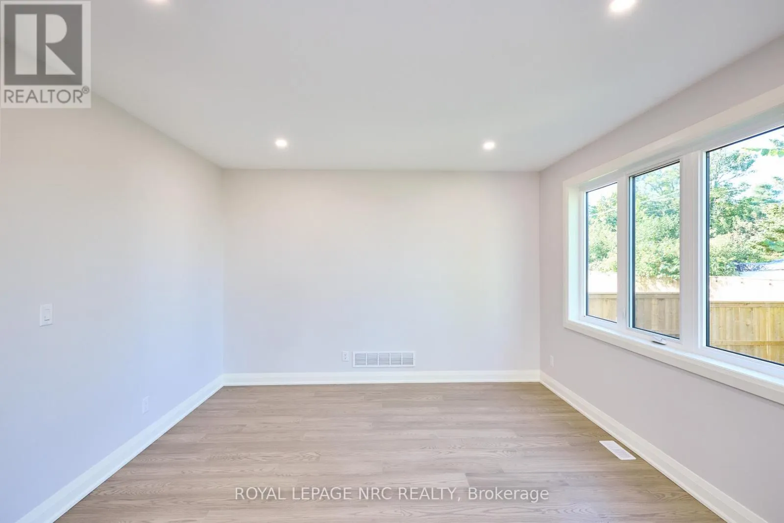 185 HODGKINS AVENUE