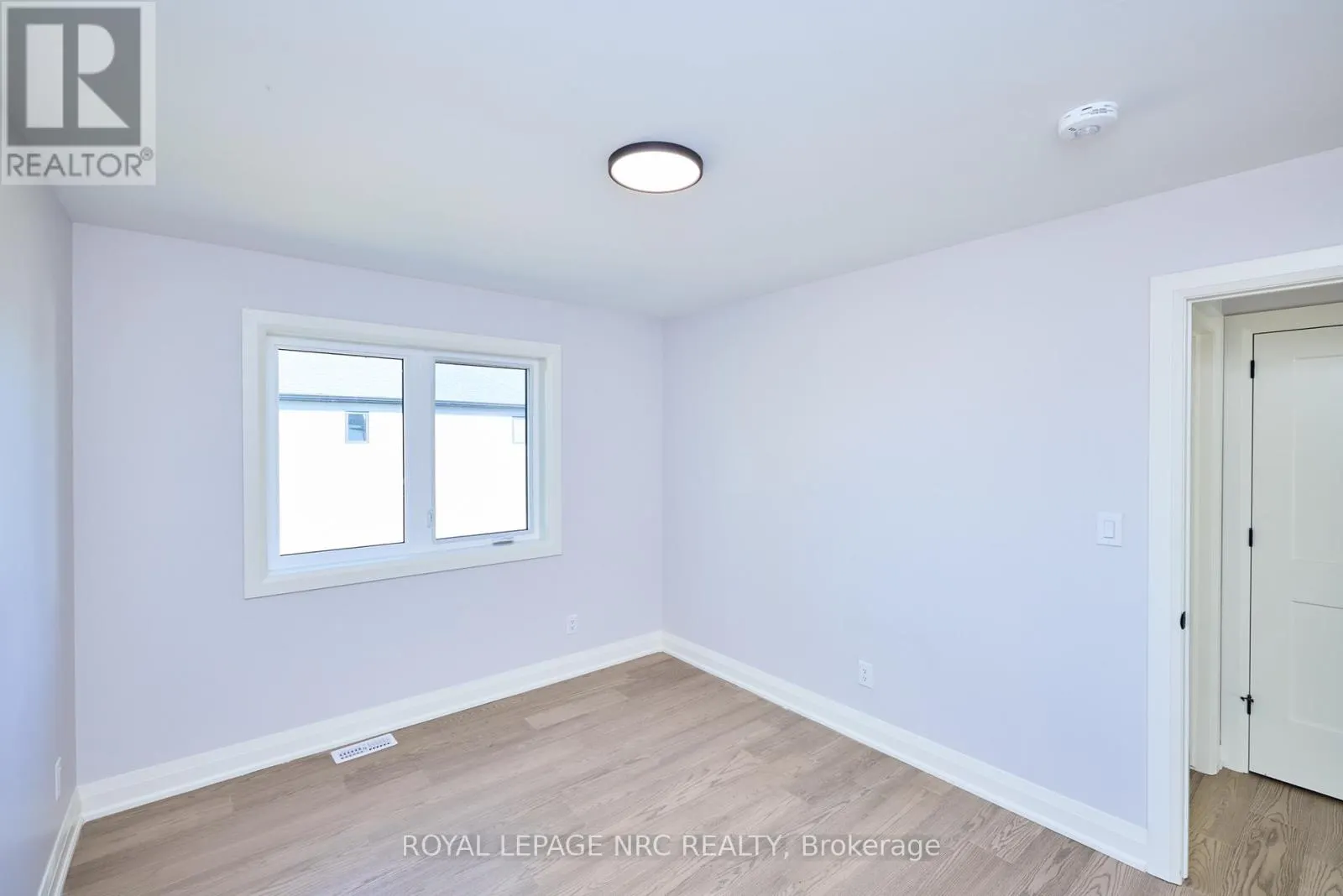 185 HODGKINS AVENUE