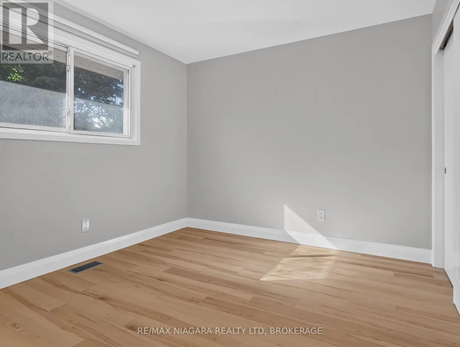 82 REGENT DRIVE
