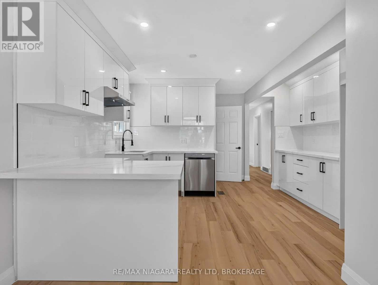 82 REGENT DRIVE
