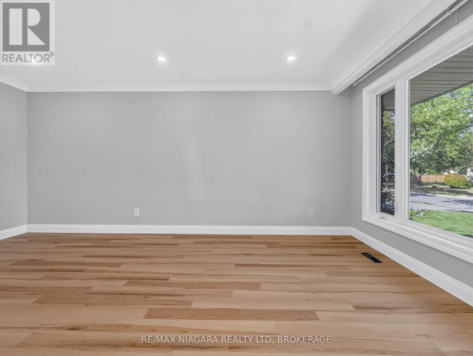 82 REGENT DRIVE