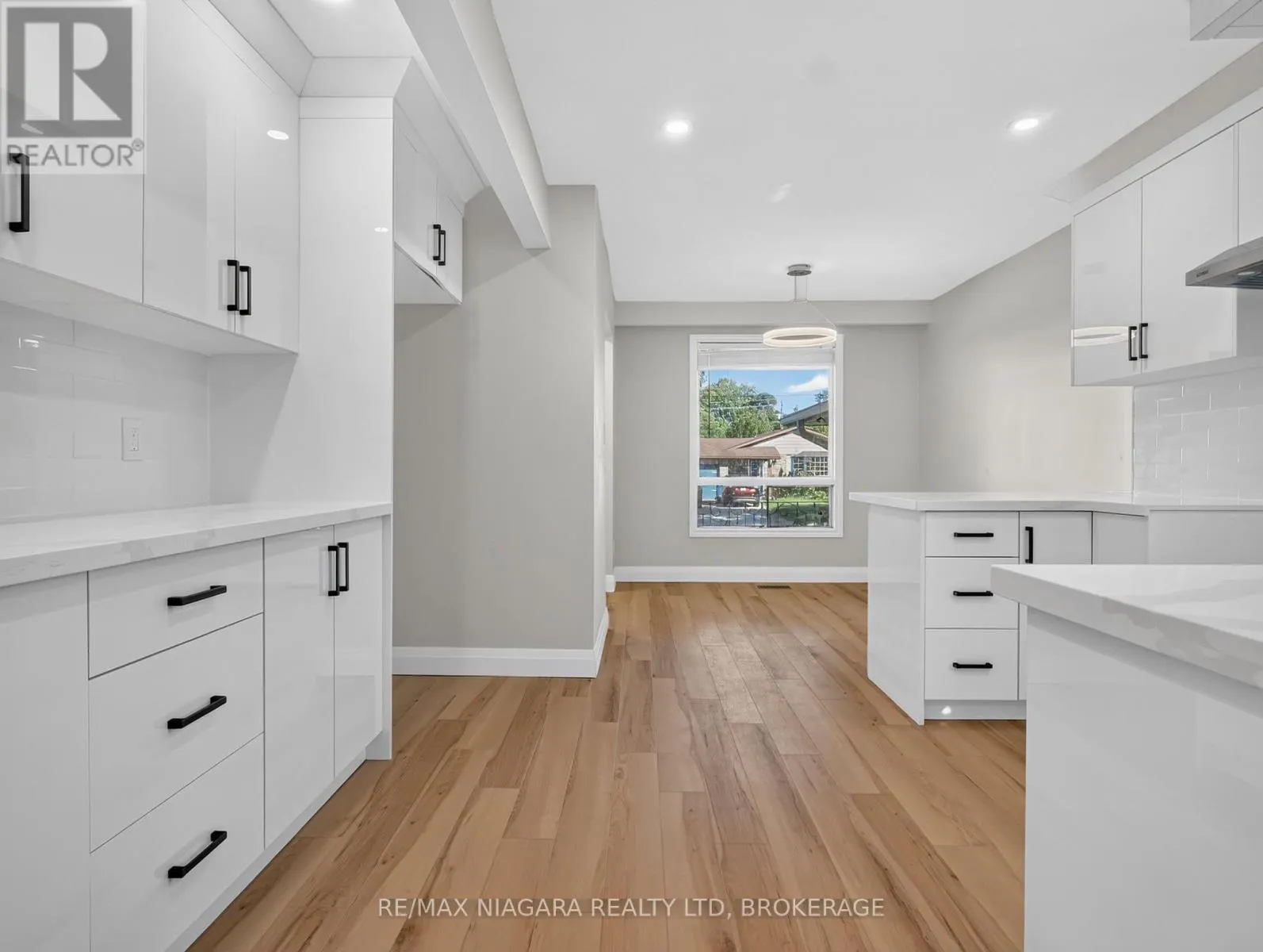 82 REGENT DRIVE