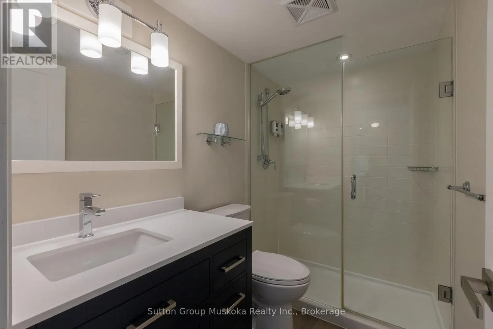 54 - 305 DEERHURST, SUMMIT LODGE DRIVE #54