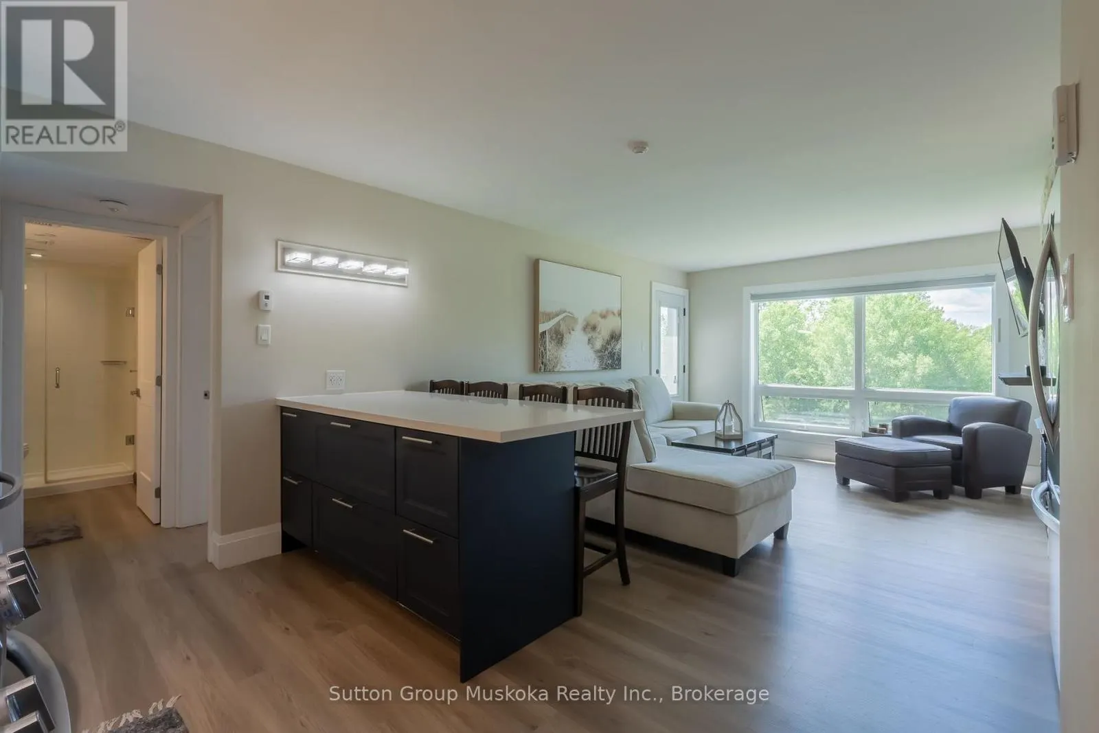 54 - 305 DEERHURST, SUMMIT LODGE DRIVE #54