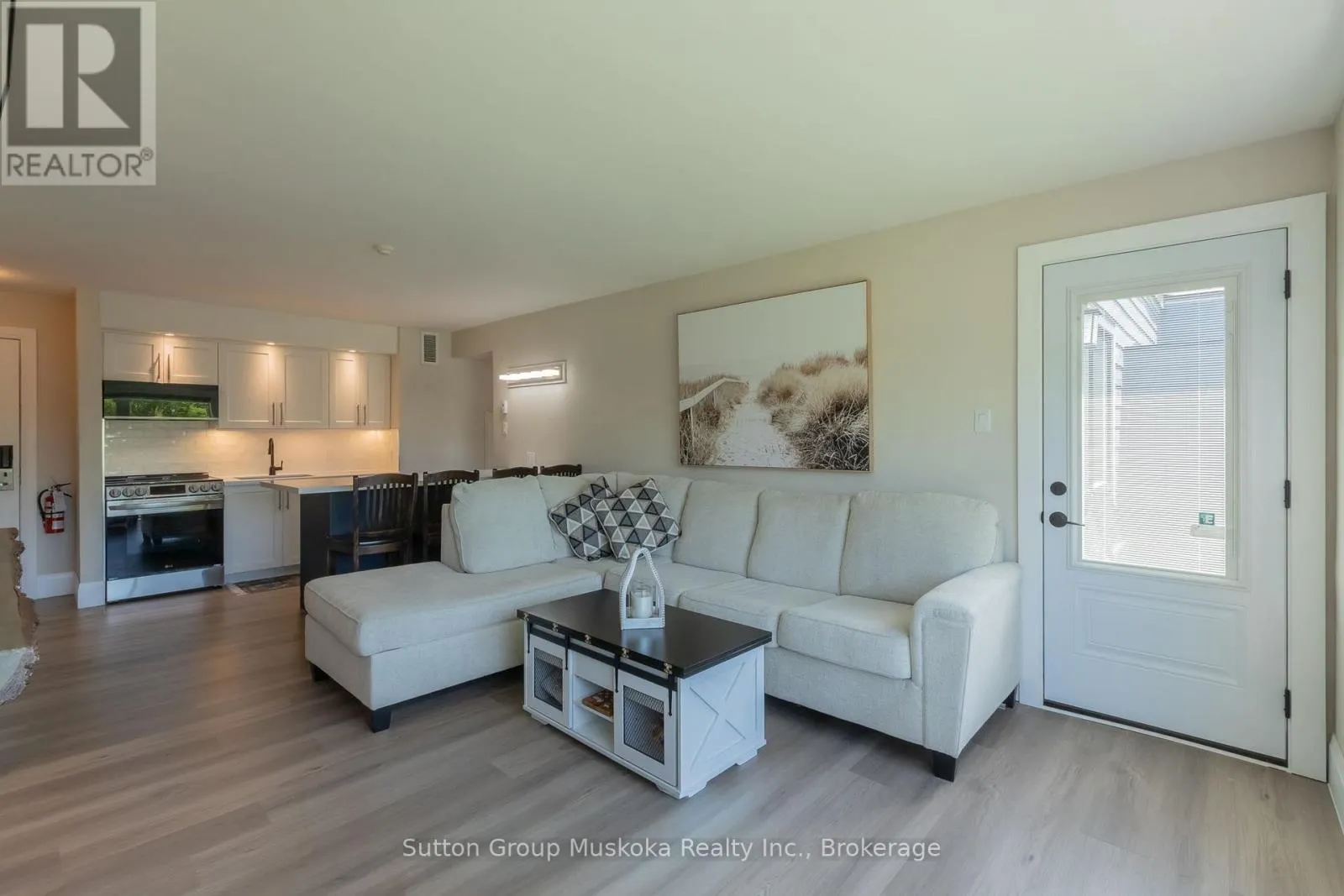 54 - 305 DEERHURST, SUMMIT LODGE DRIVE #54
