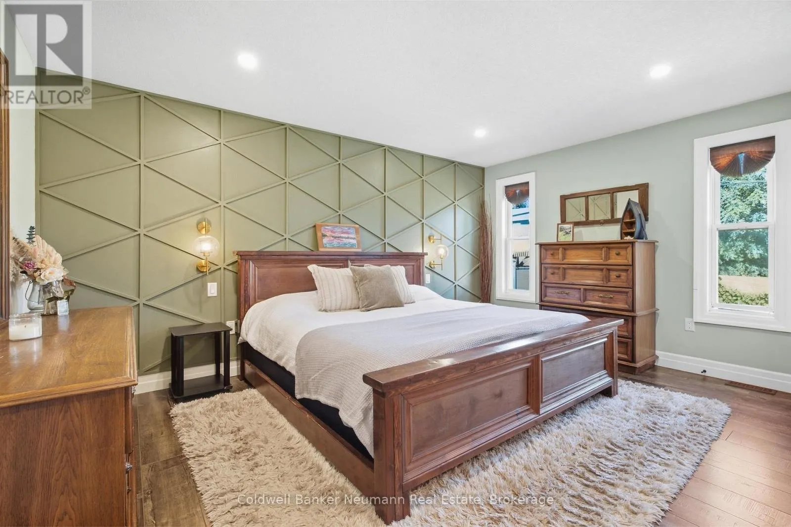 5 WESTERN AVENUE