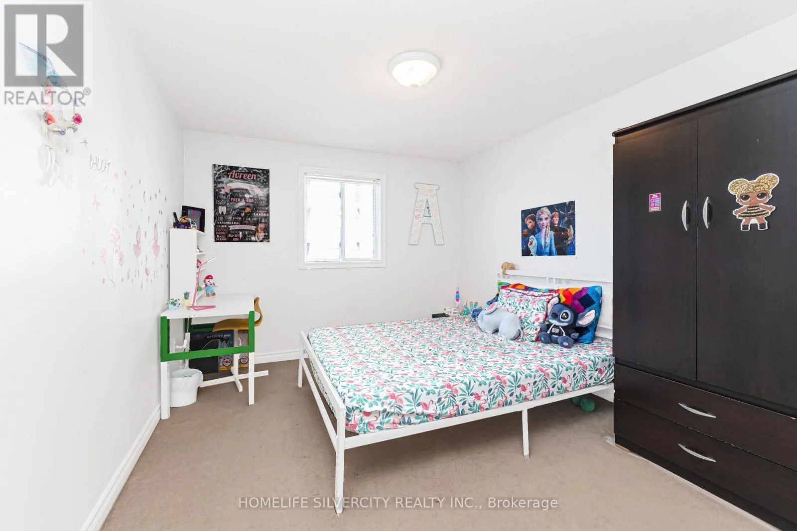 27 - 20 SHACKLETON DRIVE