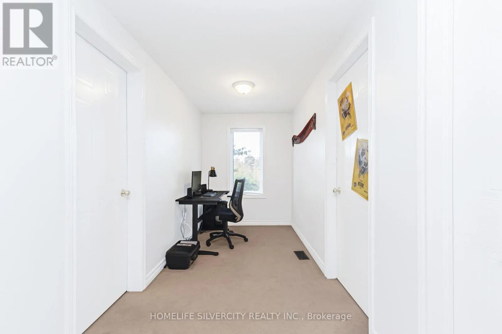 27 - 20 SHACKLETON DRIVE